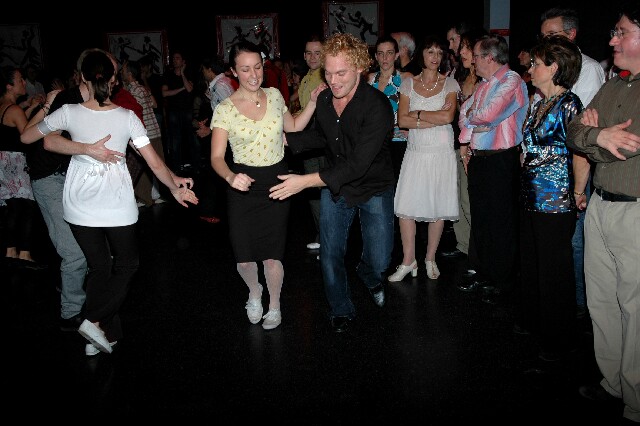 min 2007 11 10 fous swing 109